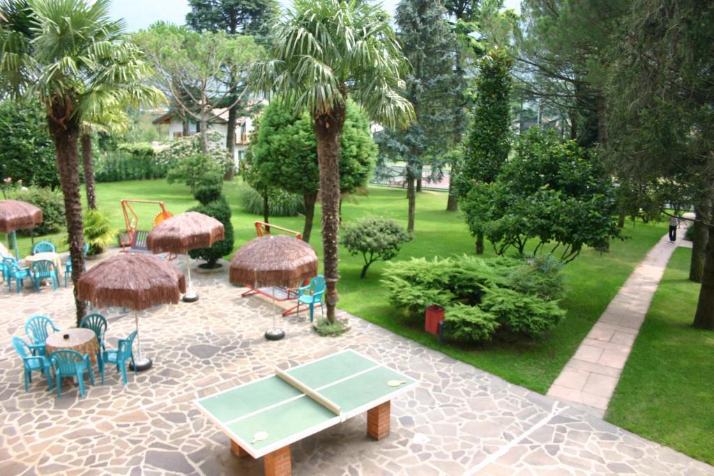 Hotel Castel Lodron Storo Buitenkant foto
